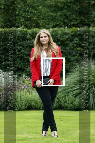 Den haag 16 juli 2021
Koninklijk fotouurtje met Koning Willem Alexander Koningin Maxima Prinses Amalia Alexia en Ariane in de tuin van Paleis Huis ten Bosch.