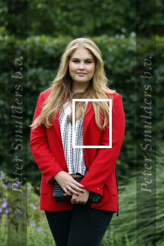 Den haag 16 juli 2021
Koninklijk fotouurtje met Koning Willem Alexander Koningin Maxima Prinses Amalia Alexia en Ariane in de tuin van Paleis Huis ten Bosch.
