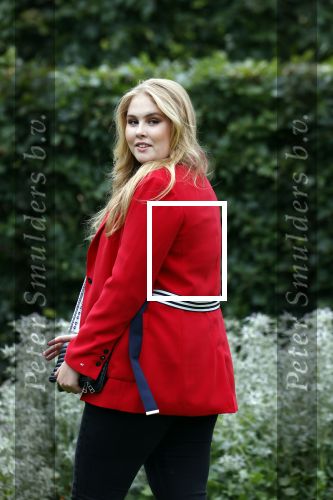 Den haag 16 juli 2021
Koninklijk fotouurtje met Koning Willem Alexander Koningin Maxima Prinses Amalia Alexia en Ariane in de tuin van Paleis Huis ten Bosch.