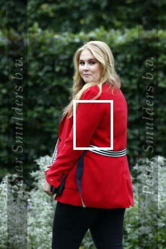 Den haag 16 juli 2021
Koninklijk fotouurtje met Koning Willem Alexander Koningin Maxima Prinses Amalia Alexia en Ariane in de tuin van Paleis Huis ten Bosch.
