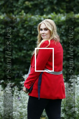 Den haag 16 juli 2021
Koninklijk fotouurtje met Koning Willem Alexander Koningin Maxima Prinses Amalia Alexia en Ariane in de tuin van Paleis Huis ten Bosch.