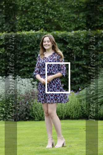 Den haag 16 juli 2021
Koninklijk fotouurtje met Koning Willem Alexander Koningin Maxima Prinses Amalia Alexia en Ariane in de tuin van Paleis Huis ten Bosch.