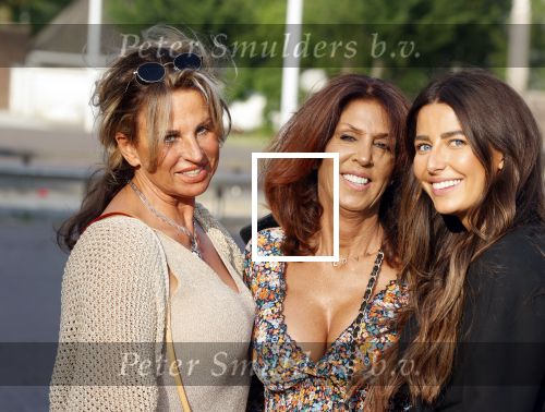 Amsterdam 20 juni 2021
Rachel hazes zus Els Hofland en Jacqueline Slaats en een kennis  bij de amsterdamse zomer in het Olympisch stadion.