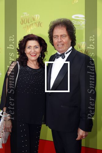 Scheveningen 9 juli 2021
Premiere sound of music in het circustheater.
Rene Leblanc met zijn vriendin Jolanda