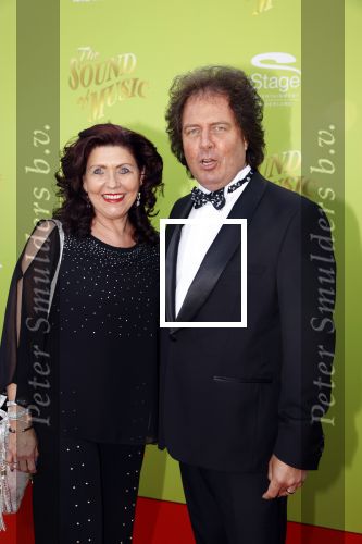 Scheveningen 9 juli 2021
Premiere sound of music in het circustheater.
Rene Leblanc met zijn vriendin Jolanda