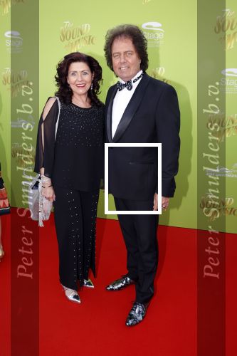 Scheveningen 9 juli 2021
Premiere sound of music in het circustheater.
Rene Leblanc met zijn vriendin Jolanda