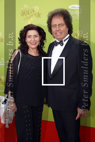 Scheveningen 9 juli 2021
Premiere sound of music in het circustheater.
Rene Leblanc met zijn vriendin Jolanda