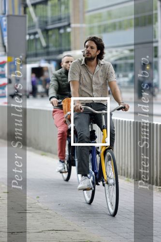 Amsterdam 6 juli 2021
Renze Klamer op een OV fiets in Amsterdam.