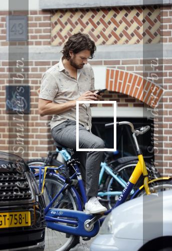 Amsterdam 6 juli 2021
Renze Klamer op een OV fiets in Amsterdam.