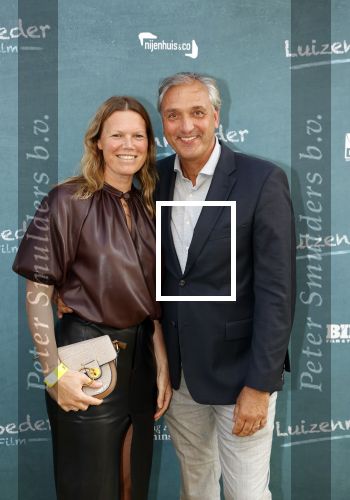 Amsterdam 16 juli 2021
Premiere de Luizenmoeder in Tuschinski.
Robert Maaskant met partner