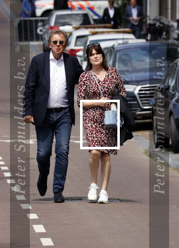 Amsterdam 22 juli 2021
Herdenkingsdienst van Peter R de Vries in Carre . Robert ten Brink en zijn vrouw Roos