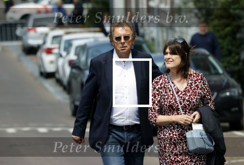 Amsterdam 22 juli 2021
Herdenkingsdienst van Peter R de Vries in Carre . Robert ten Brink en zijn vrouw Roos