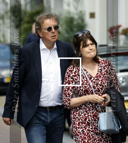 Amsterdam 22 juli 2021
Herdenkingsdienst van Peter R de Vries in Carre . Robert ten Brink en zijn vrouw Roos