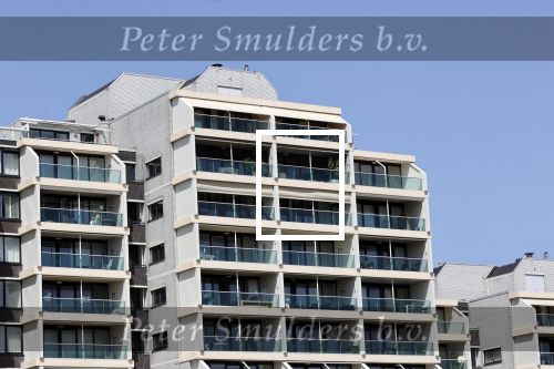 Noordwijk 17 juli 2021
Ronald Koeman en zijn vrouw Bartina hebben een penthouse  appartement gekocht aan het strand van Noordwijk.