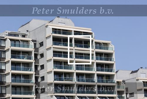 Noordwijk 17 juli 2021
Ronald Koeman en zijn vrouw Bartina hebben een penthouse  appartement gekocht aan het strand van Noordwijk.