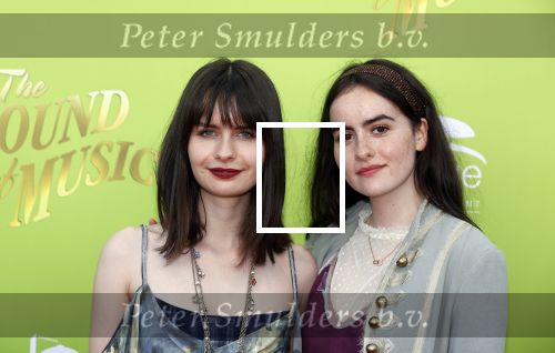 Scheveningen 9 juli 2021
Premiere sound of music in het circustheater.
Sarah Nauta met haar zus Julia Nauta