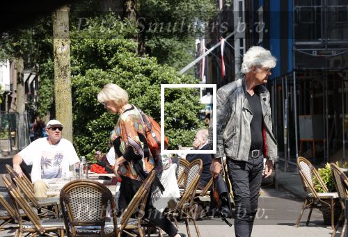 Amsterdam 23 juli 2021
Ad Visser en Sheila de Vries op terras samen in Amsterdam.