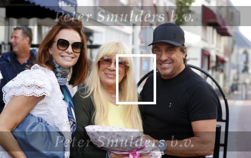 Alkmaar 7 juli 2021
Mary Borsato viert haar 76e verjaardag bij rstaurnt Pluim in Alkmaar.
Aanwezig marco Borsato met zijn vrouw Leontine , Armando Borsato met zijn vriendin en dochters . Silvana Borsato met haar dochter . Ook Senna is erbij.