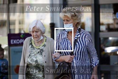 Amsterdam 14 juni 2021
Simone Kleinsma doet boodschappen met ....