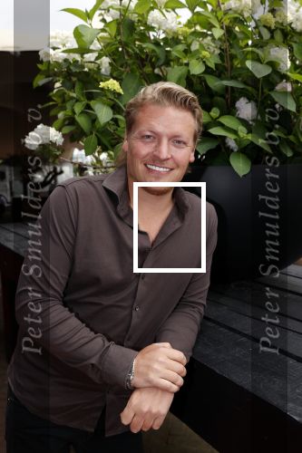 Amsterdam 6 juli 2021
Boekpresentatie Niels Houtepen bij de Harbour Club . Thomas Berge