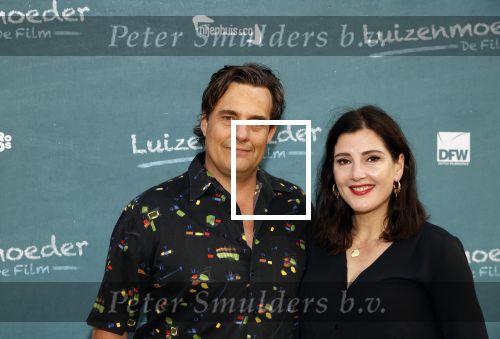 Amsterdam 16 juli 2021
Premiere de Luizenmoeder in Tuschinski. Tina de Bruin en partner Vincent Croiset