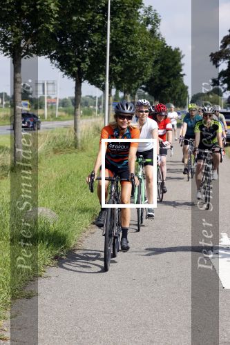 Zevenhuizen 4 juli 2021
Leontien v Moorsel Wendy v Dijk en Anouk Smulders gaan met 500 vrouwen de Amstel Gold race rijden . Vandaag was er een training . Ook Michael Zijlaard en zijn broer Ron reden mee.