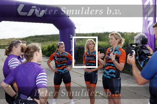 Zevenhuizen 4 juli 2021
Leontien v Moorsel Wendy v Dijk en Anouk Smulders gaan met 500 vrouwen de Amstel Gold race rijden . Vandaag was er een training . Ook Michael Zijlaard en zijn broer Ron reden mee.