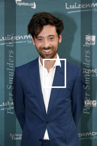 Amsterdam 16 juli 2021
Premiere de Luizenmoeder in Tuschinski. Willem Voogd