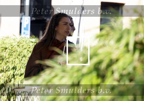 Amsterdam 19 maart 2022
Adam Maher met vriendin op de cornelis schuytstraat