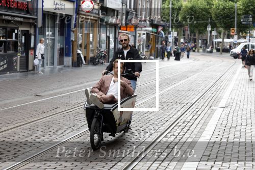 Amsterdam 3 juli 2022
Premiere Knor in Tuschinski.
Cast oa Alex Klaassen Henry v Loon en Jelka v Houten