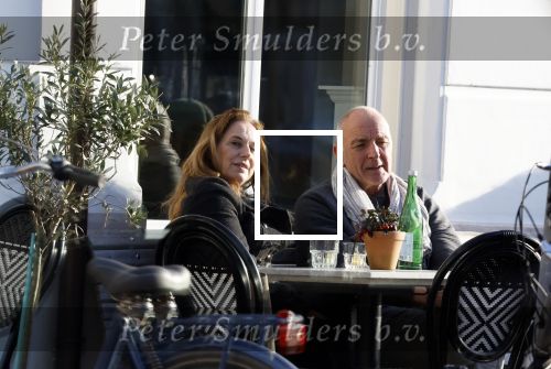 Weesp 15 maart 2022
Alfred v d Heuevl met Margreet Spijker op terras in het centrum van Weesp.