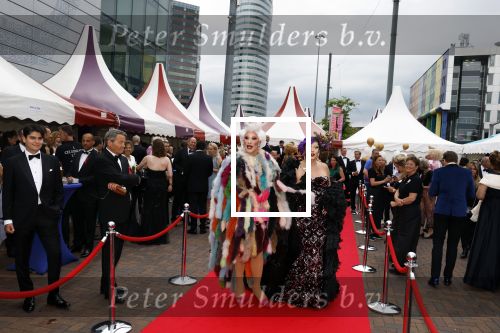 Amsterdam 25 juni 2022
Het damdiner tbv het aidsfonds wordt voor de 30e keer georganiseerd . Het vind dit jaar plaats in AFAS Live.