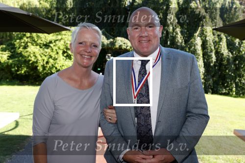 Haarzuilens 22 juni 2022
Haringparty bij kasteel de Haar in Haarzuilens .
Andre Kuipers met zijn vrouw