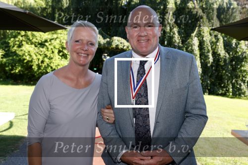 Haarzuilens 22 juni 2022
Haringparty bij kasteel de Haar in Haarzuilens .
Andre Kuipers met zijn vrouw