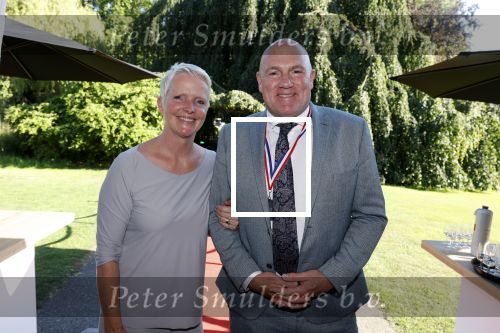 Haarzuilens 22 juni 2022
Haringparty bij kasteel de Haar in Haarzuilens .
Andre Kuipers met zijn vrouw