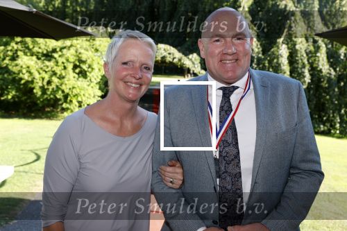 Haarzuilens 22 juni 2022
Haringparty bij kasteel de Haar in Haarzuilens .
Andre Kuipers met zijn vrouw