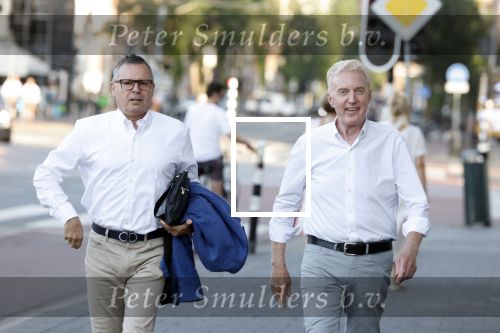 Amsterdam 19 juli 2022
Laatste optreden Willeke Albertri in het concertgebouw. Binnenkomst gasten. Andre v Duin met partner Fernando Reyes