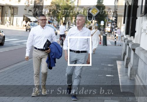 Amsterdam 19 juli 2022
Laatste optreden Willeke Albertri in het concertgebouw. Binnenkomst gasten. Andre v Duin met partner Fernando Reyes