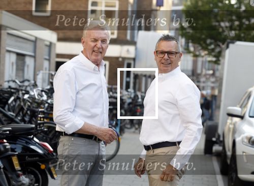 Amsterdam 19 juli 2022
Laatste optreden Willeke Albertri in het concertgebouw. Binnenkomst gasten. Andre v Duin met partner Fernando Reyes