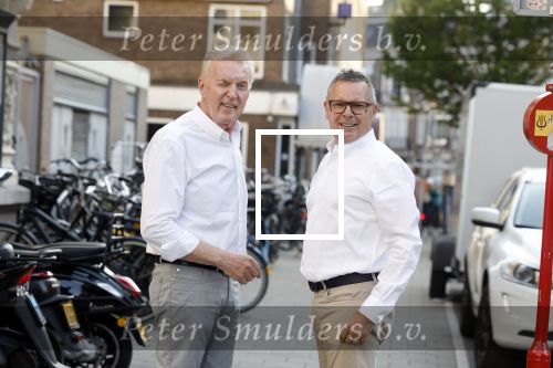 Amsterdam 19 juli 2022
Laatste optreden Willeke Albertri in het concertgebouw. Binnenkomst gasten. Andre v Duin met partner Fernando Reyes