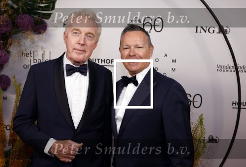 Amsterdam 30 juni 2022
60 jaar nationaal ballet in de stopera.
Andre v Duin met zijn vriend Fernando Reyes voor het eerst op de rode loper