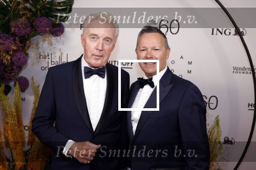 Amsterdam 30 juni 2022
60 jaar nationaal ballet in de stopera.
Andre v Duin met zijn vriend Fernando Reyes voor het eerst op de rode loper