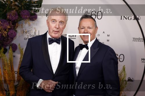 Amsterdam 30 juni 2022
60 jaar nationaal ballet in de stopera.
Andre v Duin met zijn vriend Fernando Reyes voor het eerst op de rode loper