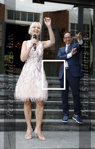 Wassenaar 6 juli 2022
Presentatie Forbes NL in samenwerking met FEEV op kasteel Wittenburg. Annette Wijdom en Luiz Xosta Forbes Nederland en Forbes Monaco