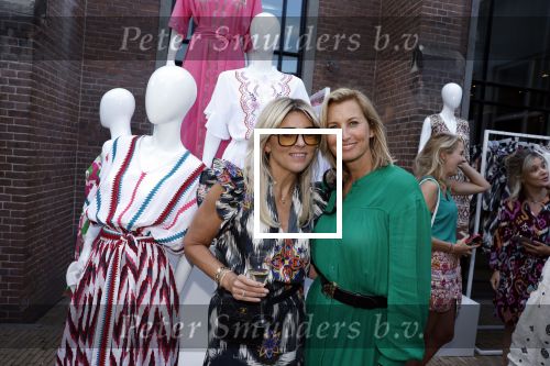 Amsterdam 14 juni 2022
 Presentatie shoeby kledinglijn van Lonneke Nooteboom bij Hotel Arena . Lonneke Nooteboom en Anouk Smulders