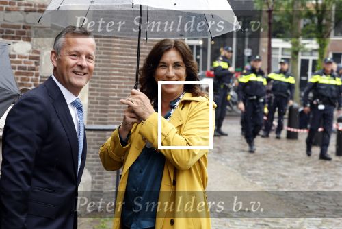 Amsterdam 8 juni 2022
Arthur v Dijk en Hester v Buren bij event Majoor Boshardt op de wallen . Ook koningin Maxima is aanwezig