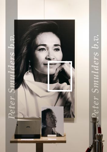 Hilversum 28 maart 2022
Presentatie boek en munt van Bibian Mentel. Haar man Edwin Spee kwam met zijn vriendin Mandy.