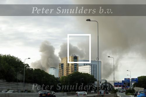 Amsterdam 8 juli 2022
Een grote uitslaande brand in de havens van Amsterdam . Mensen kreeg tot 4 maal toe een allert om binen te blijven.