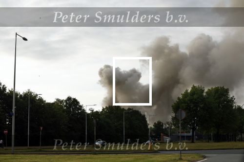 Amsterdam 8 juli 2022
Een grote uitslaande brand in de havens van Amsterdam . Mensen kreeg tot 4 maal toe een allert om binen te blijven.