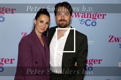 Amsterdam 25 juni 2022
Premiere zwanger en Co in Tuschinski . Chava voor in t Holt en partner Job Bovelander